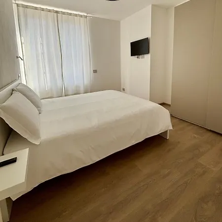 Chorus & Guest house